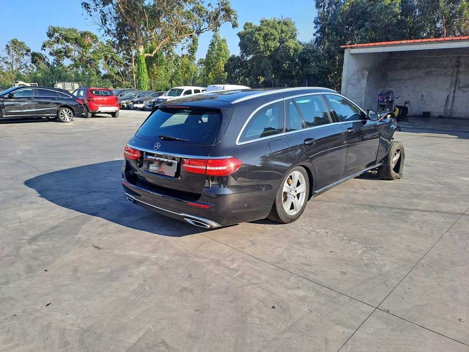 Mercedes E 220d, 2017 nacional 136000km