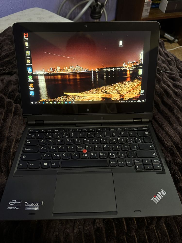 Ноутбук Lenovo ThinkPad Helix Multitouch Intel Core i7 8 Гб 256 Гб SSD