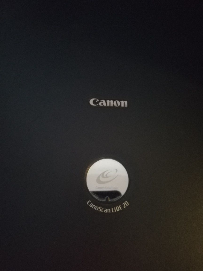 Skaner canon lide 20