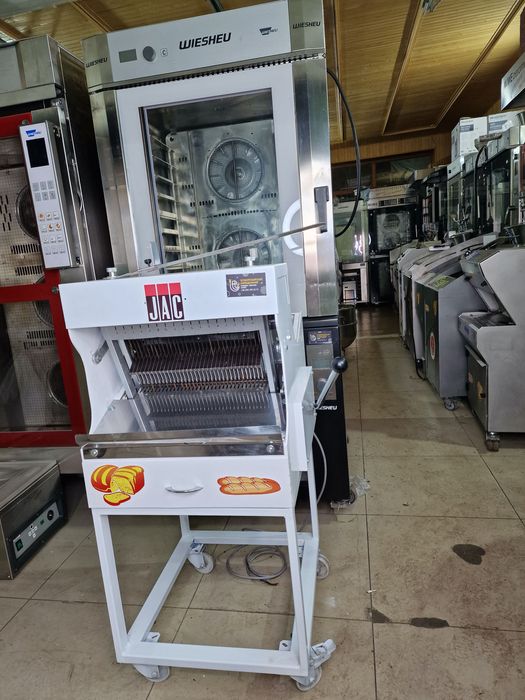 Хлеборезка для пекарни полуавтомат JAC професійна