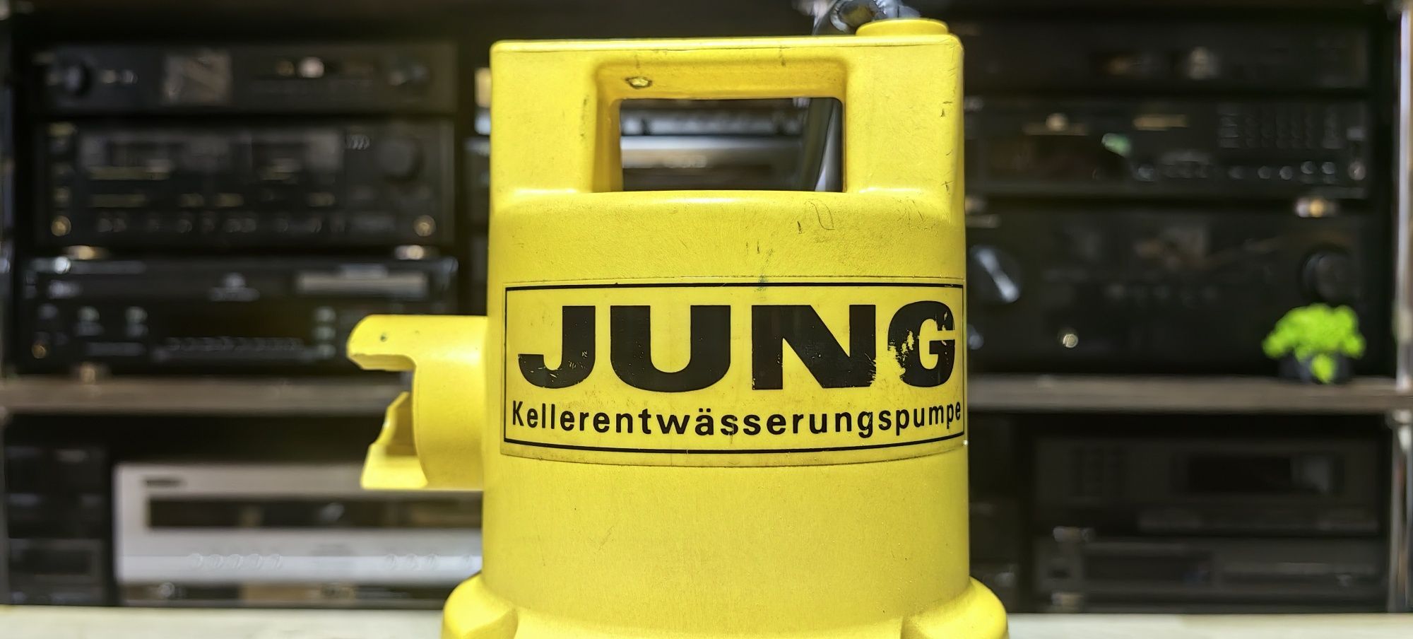 Дренажний насос Jung