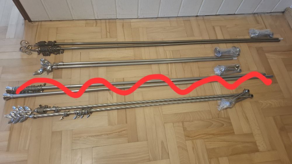 Karnisze trzy sztuki