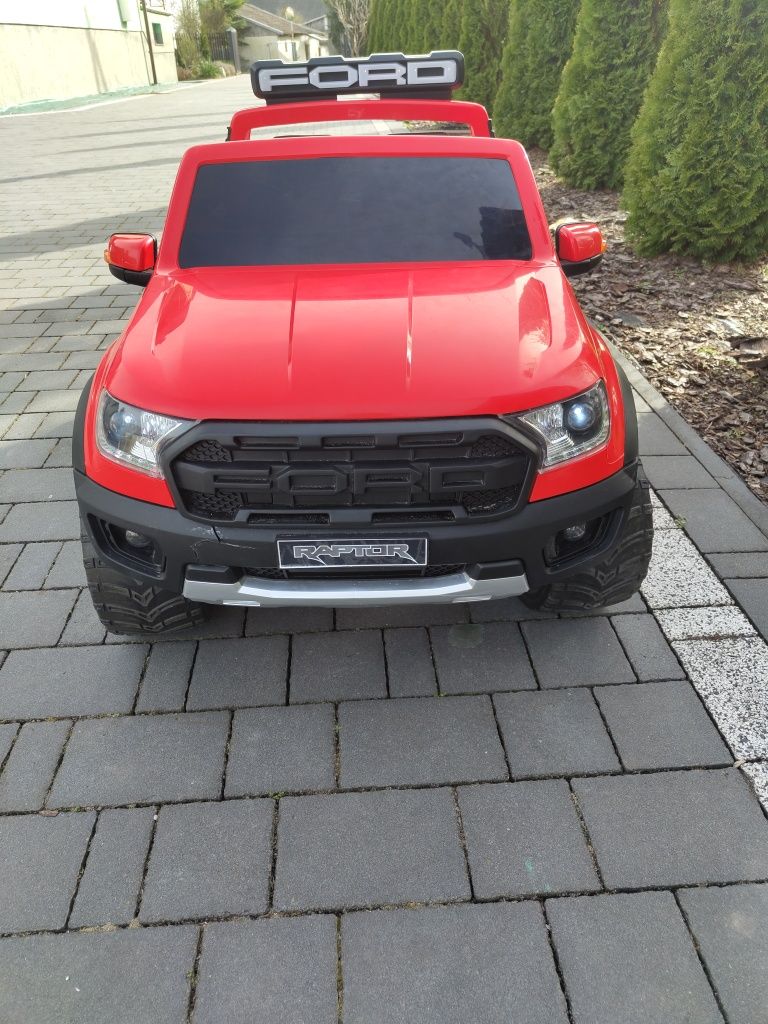 Ford Raptor na akumulator