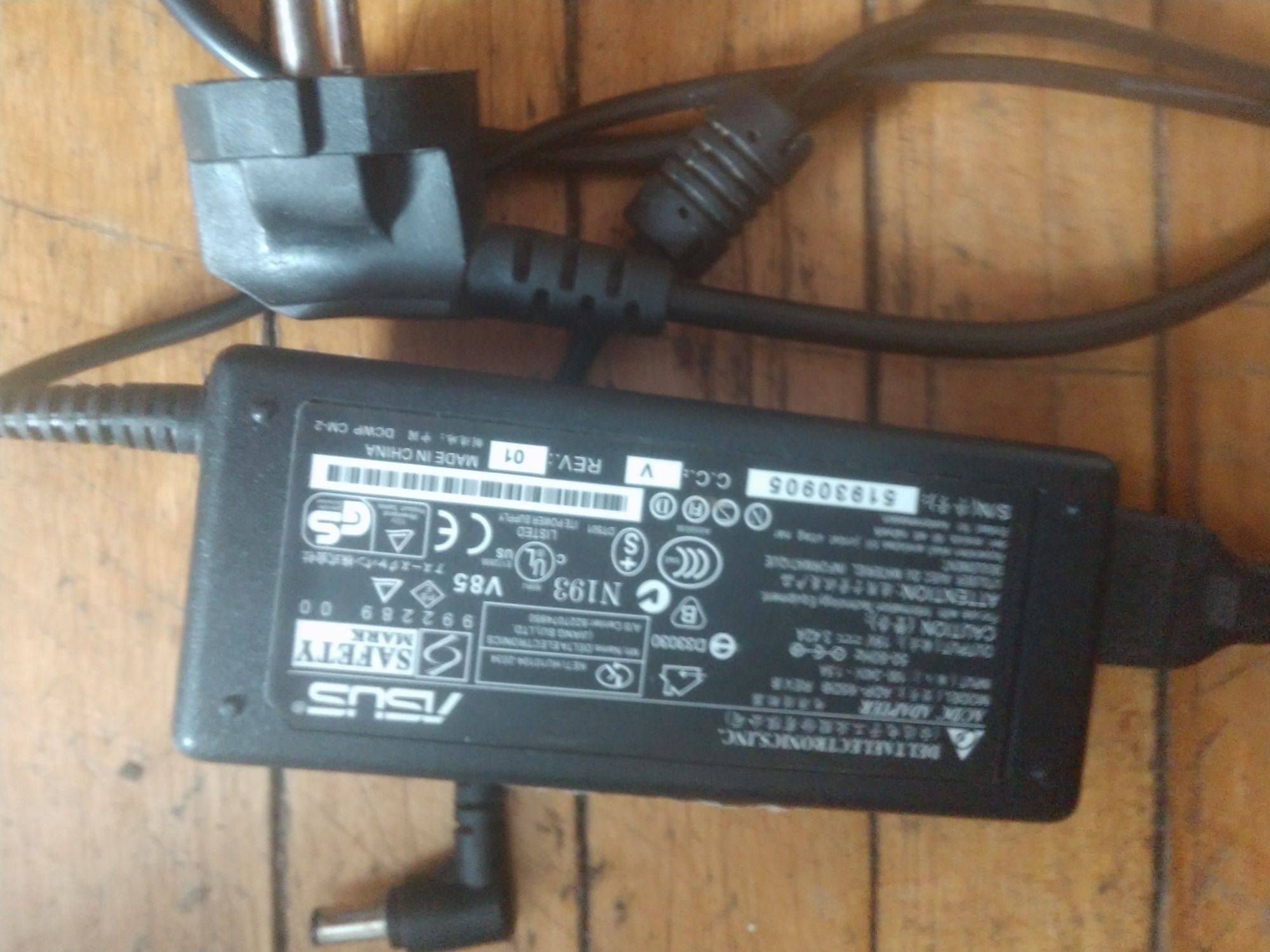 Блок питания к ноутбуку Asus 19v, 3,42A