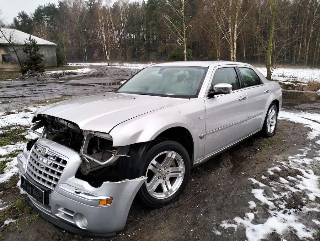 Chrysler 300C Uszkodzony zdekompletowany Silnik 3.0 Diesel dokumenty