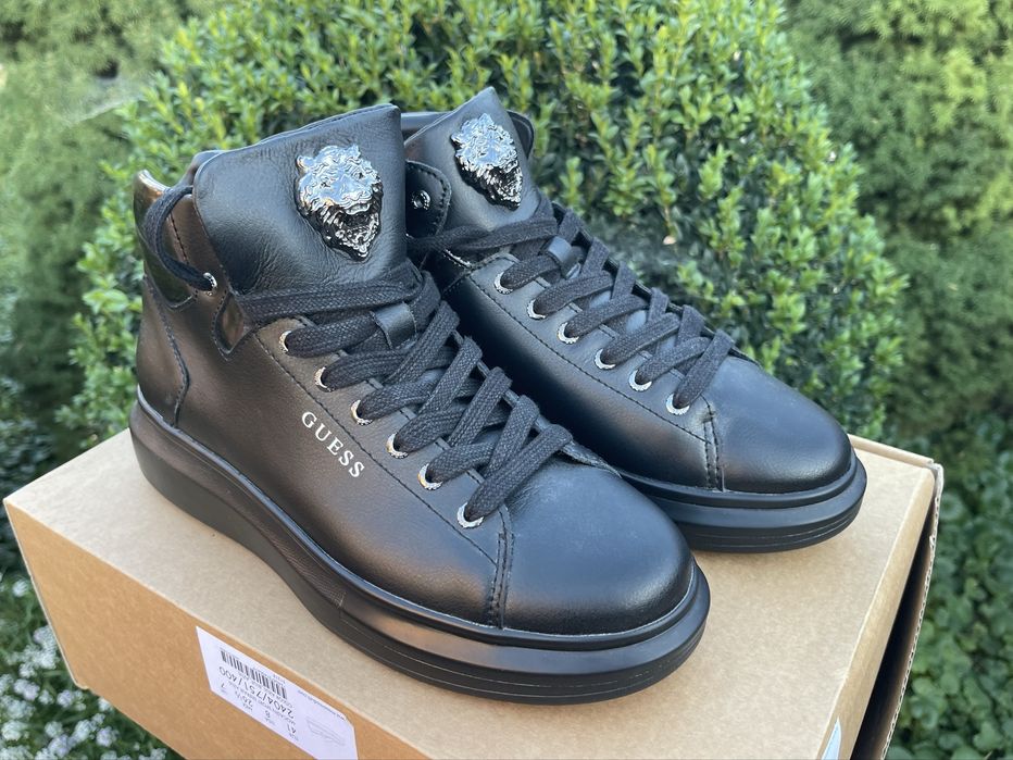 Guess кросівки 40 розмір