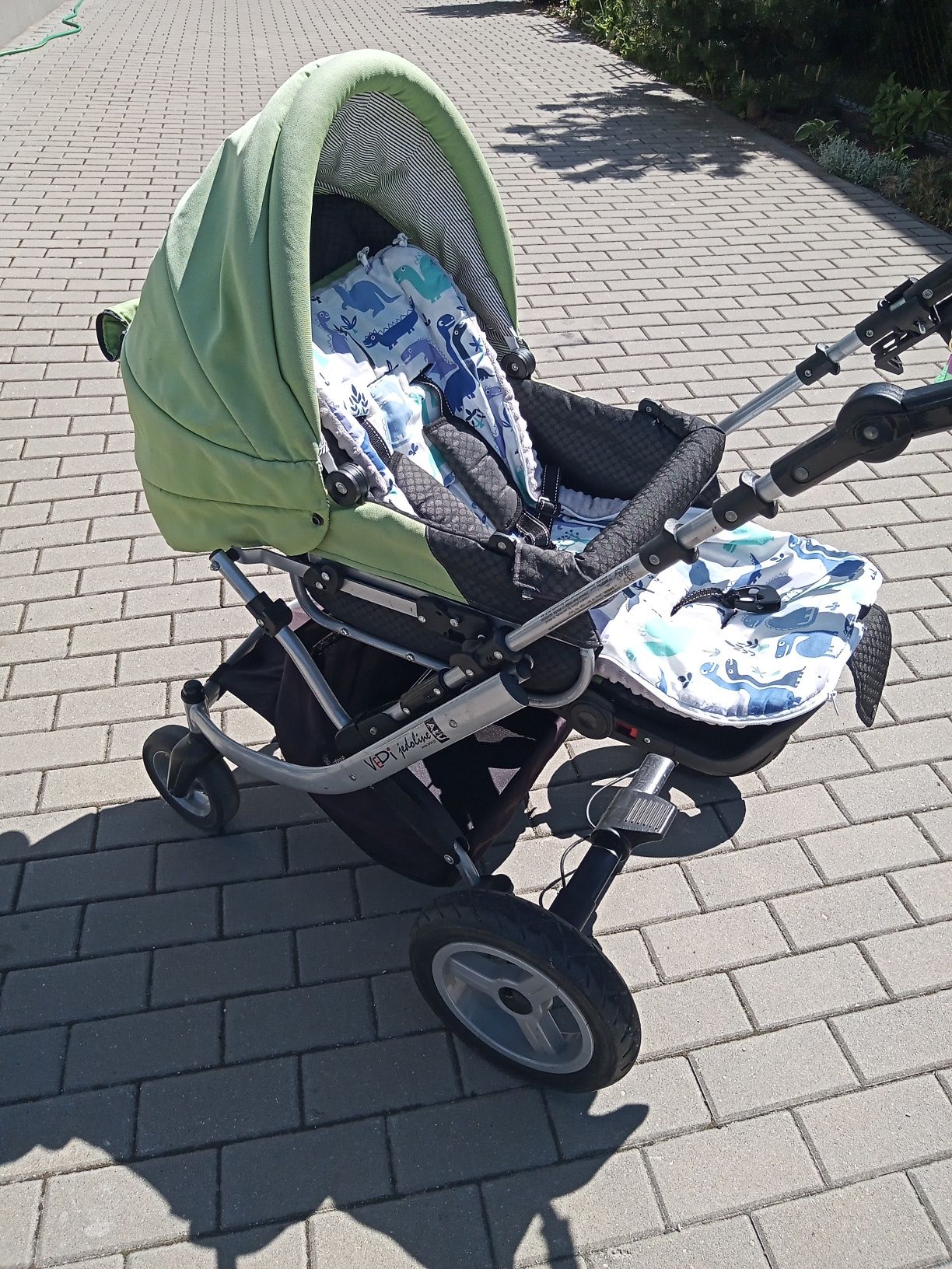 Wózek dziecęcy gondola , spacerówka , fotelik samoch + adaptery+ inne