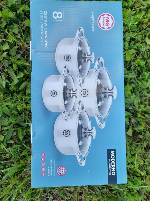 Nowy zestawy garnków MG home  Moderno 8 elementów