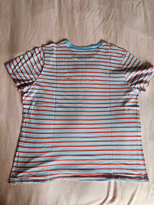 T-shirt Polo by Ralph Lauren azul, branca e vermelha