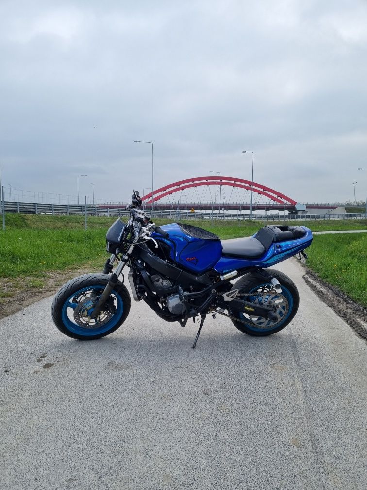 Honda cbr 600 f4i Sport STUNT