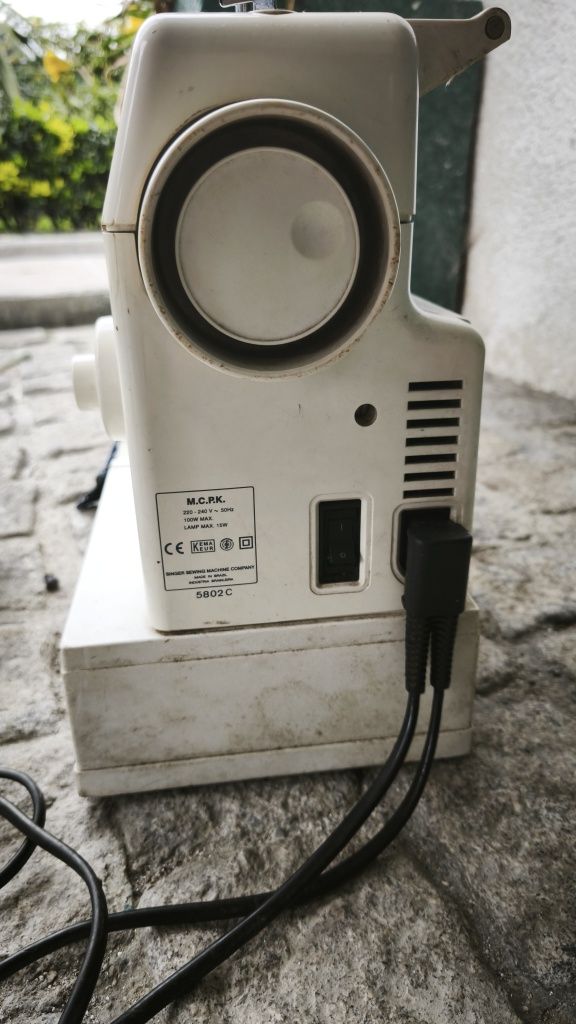 Singer máquina costura elétrica