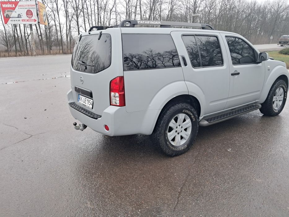 Продам Nissan Pathfinder