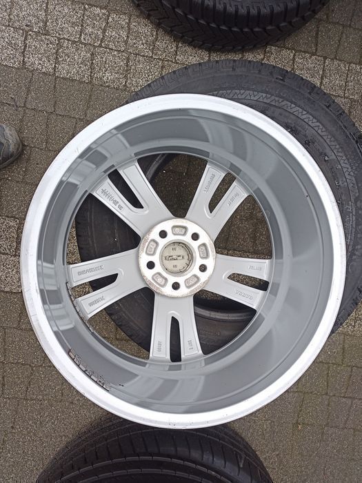 18" Volvo XC60 XC90 S40 V50 S60 S80 V90 Cross Country FORD Kuga Focus