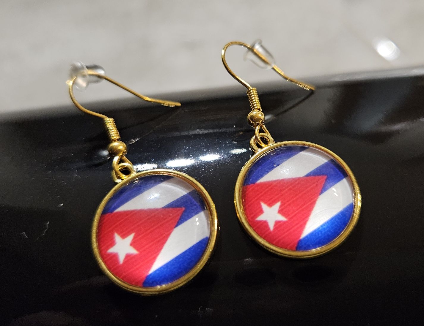 Kolczyki kubańskie,  Kuba, flaga Kuby