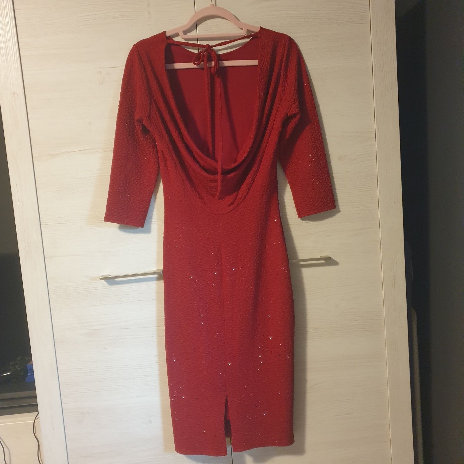 Sukienka dzianinowa midi