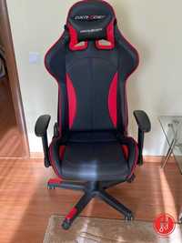 Геймерское кресло DXRacer Black Red Идеальное Состояние