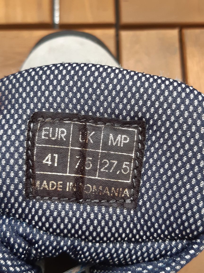 Vendo botas de caminhada