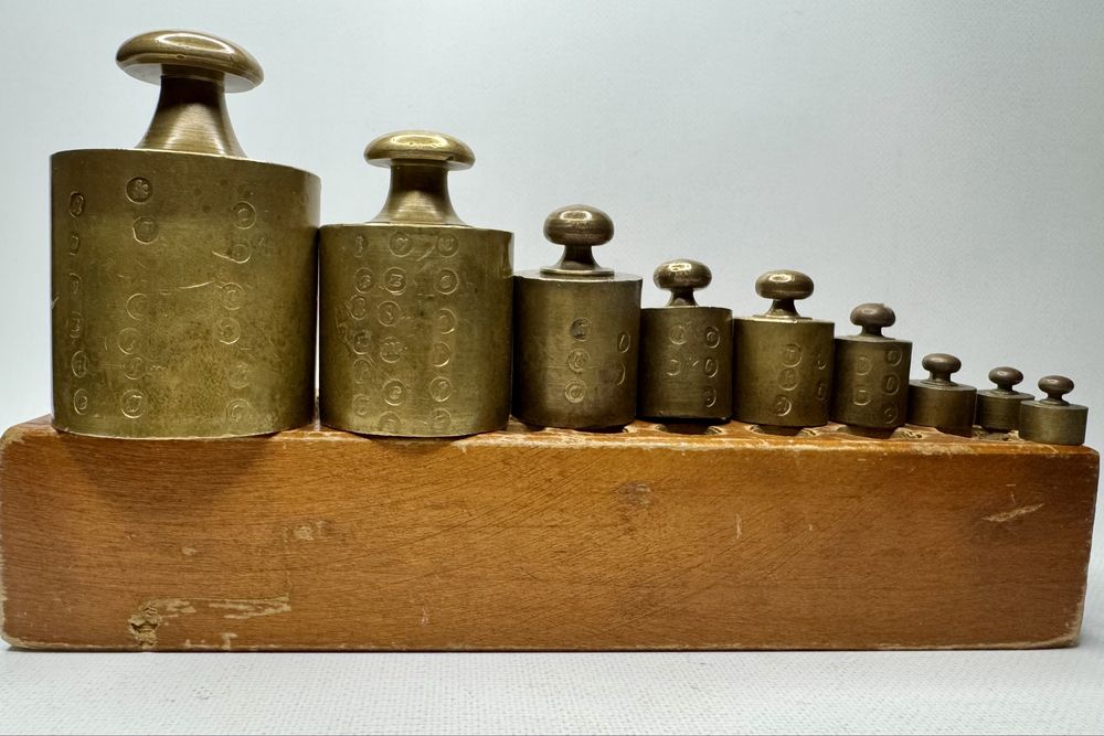 Stare mosiężne odważniki! Francja lub Holandia