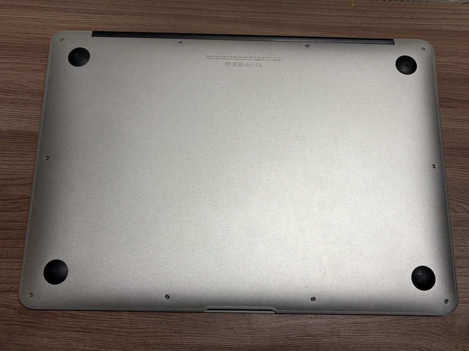 Apple MacBook Air 13 2015 core i5/4gb/128gb a1466  ноутбук