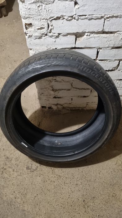 Bridgestone potenza s001L 235/40/19 21r