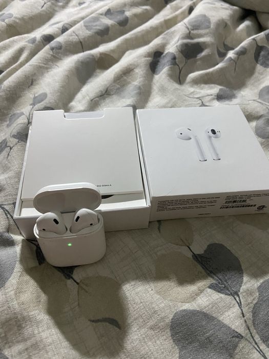 Наушники аирподс 2 беспроводная зарядка