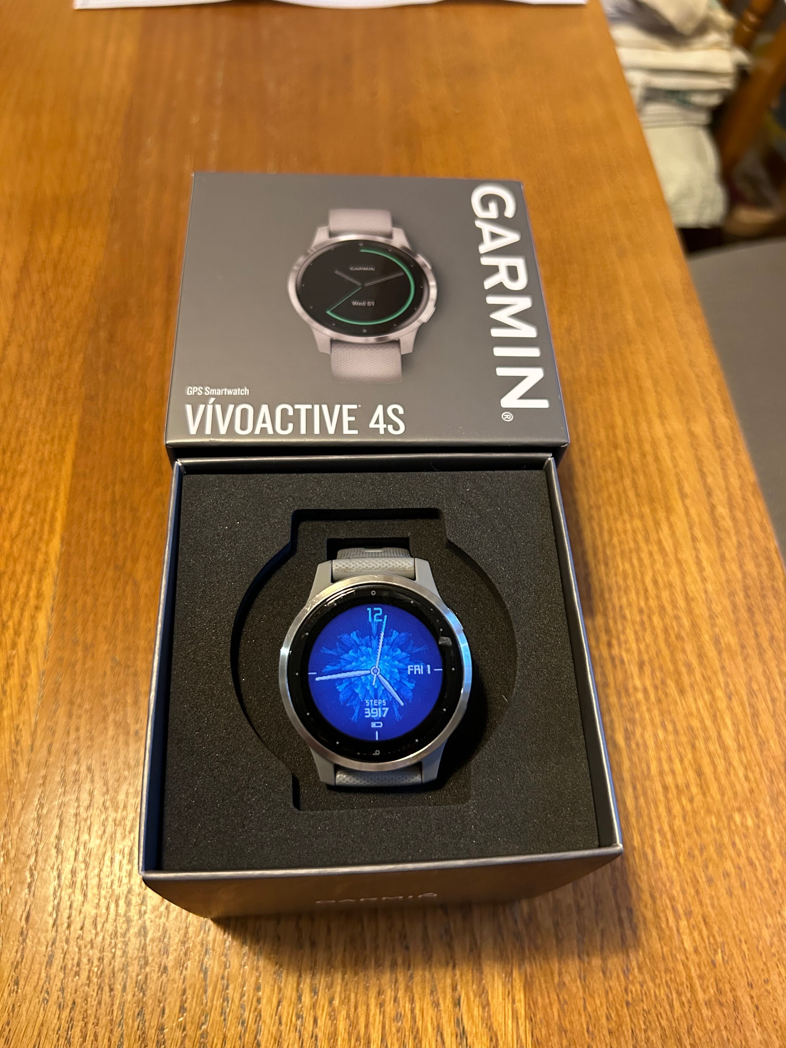 Smartwatch Garmin VivoActive 4S