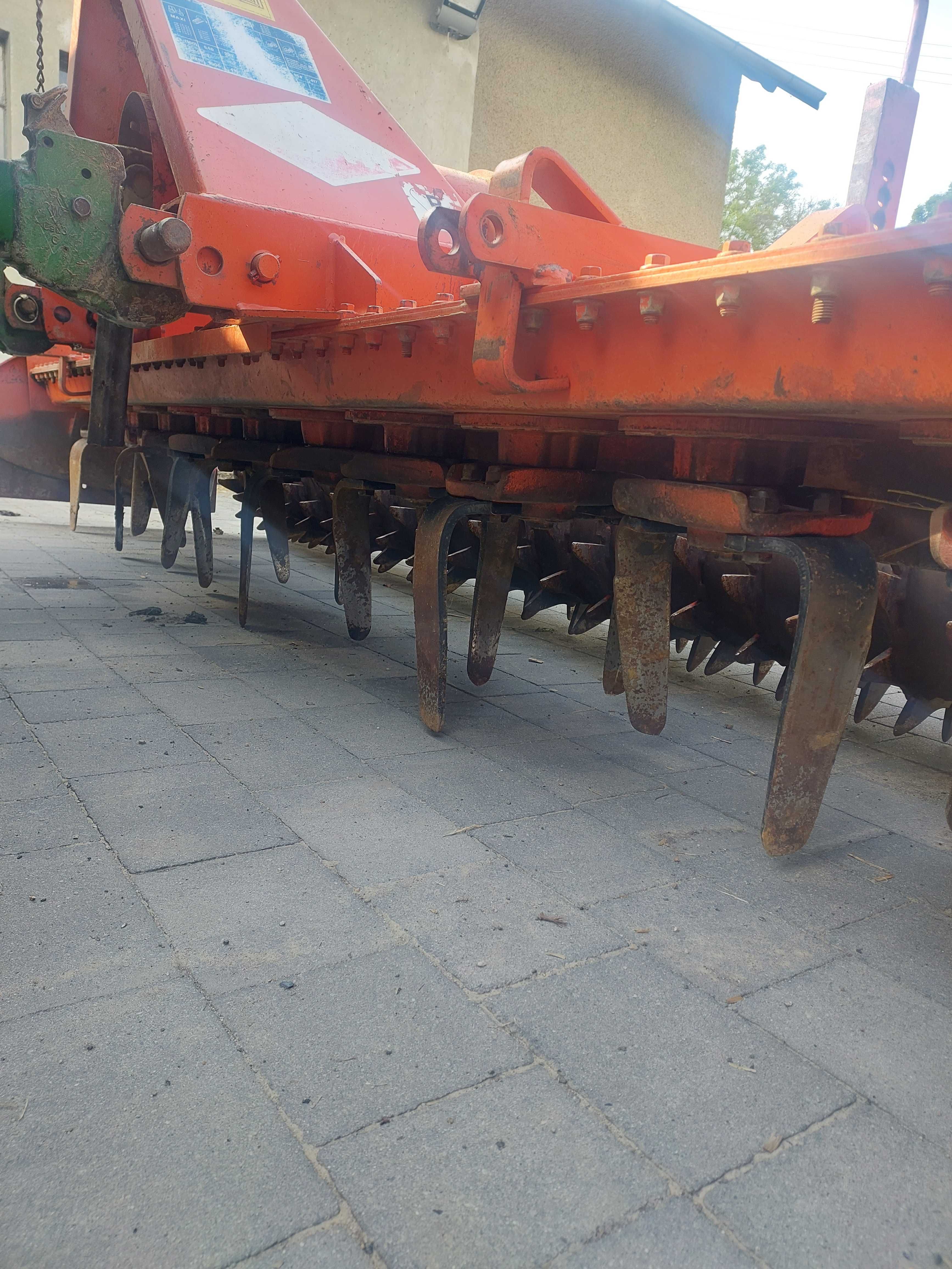 Agregat Brona aktywna wirowa Kuhn HRB 302 D