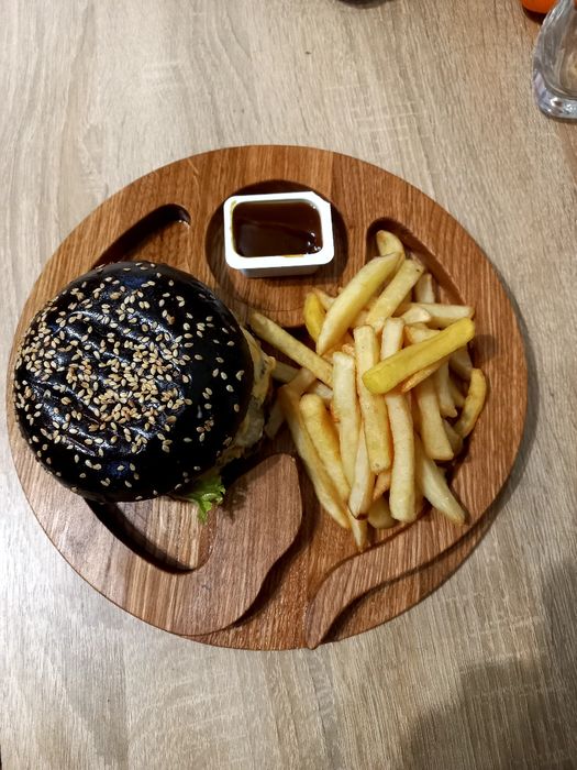 Менажниці з дуба