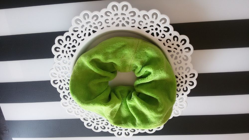 Gumki frotki duże falbana na włosy do włosów blogerskie blog hit guma