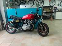 Honda CB750 Café Racer Custom