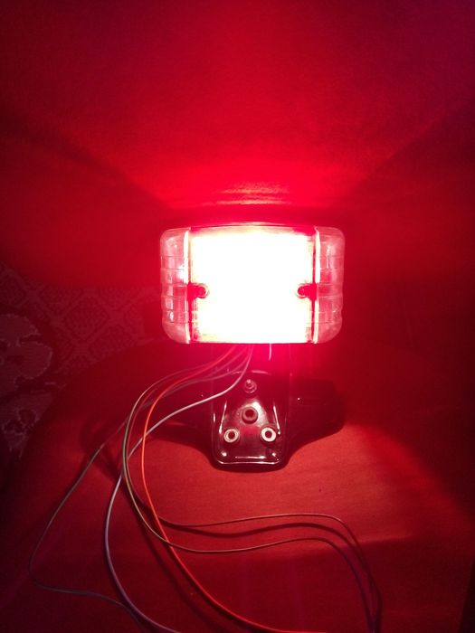 Задній стоп з поворотами 12v і з кріпленням номера