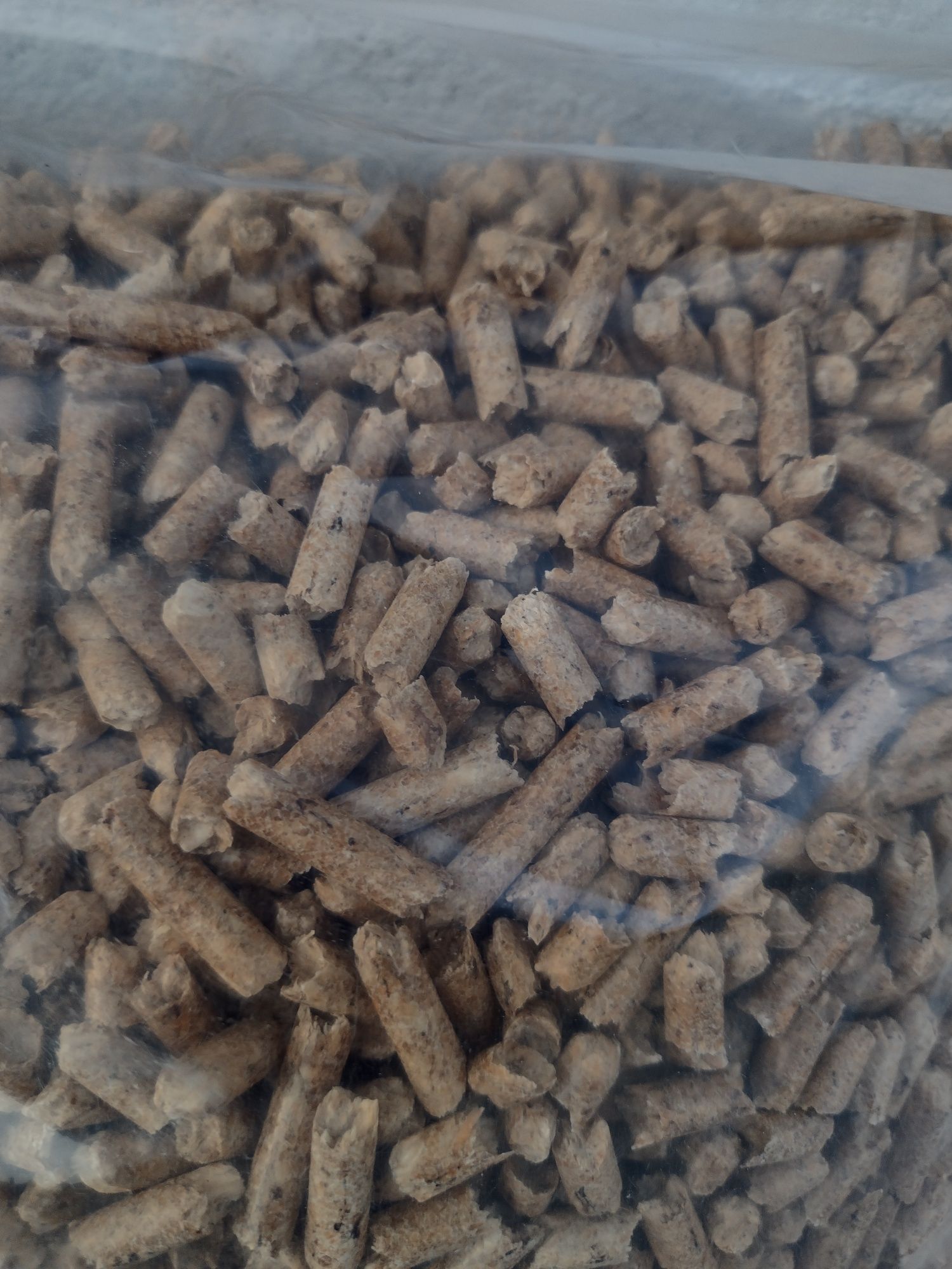 Pellet drzewny sosnowy A1 6mm
