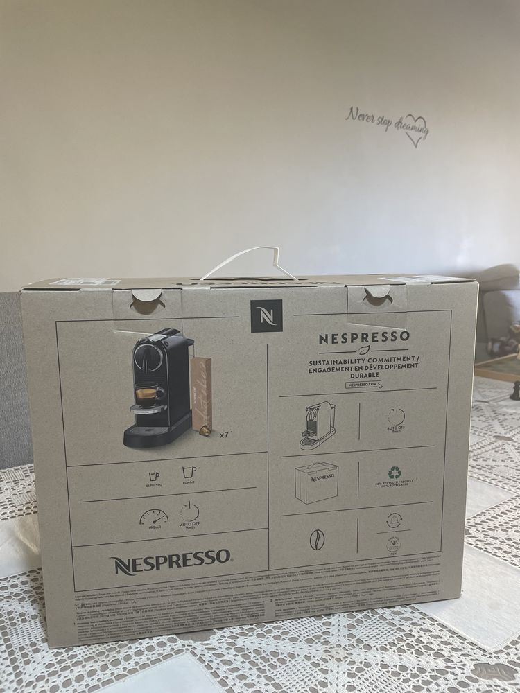 Máquina café nesspresso citiz NOVA