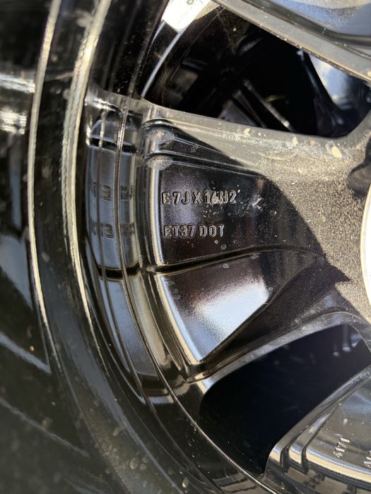 Диски з шинами Ford Fusion, Volvo S60, V60