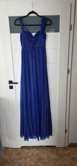 Piękna sukienka długa