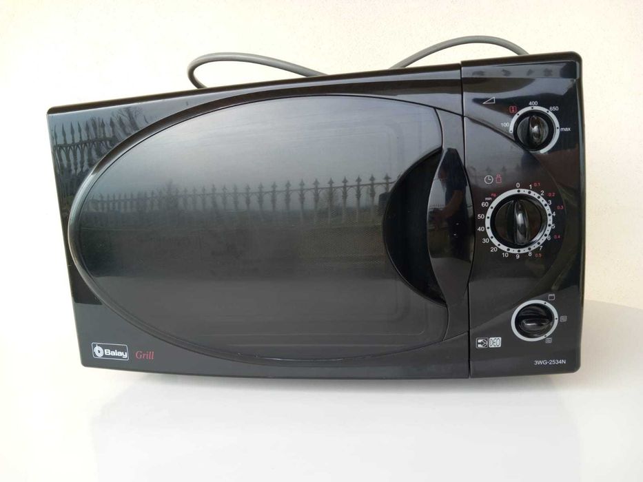 Para peças, microondas Balay com Grill