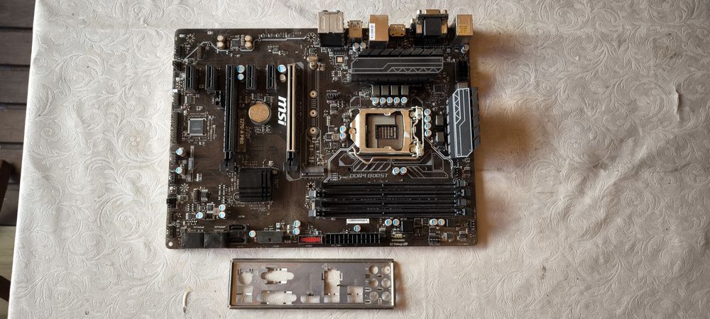 Motheboard Placa Mãe LGA 1151 - Msi Z270-A Pro ATX