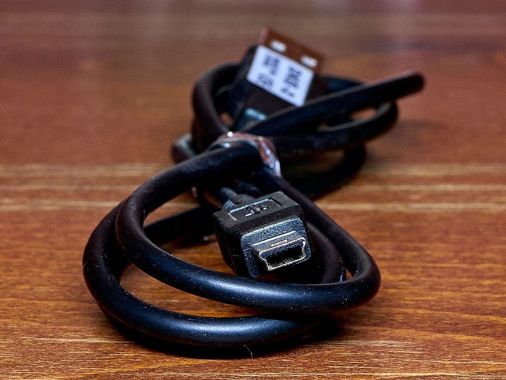 Кабель синхронізації DKE-2, USB type A - USB type mini B