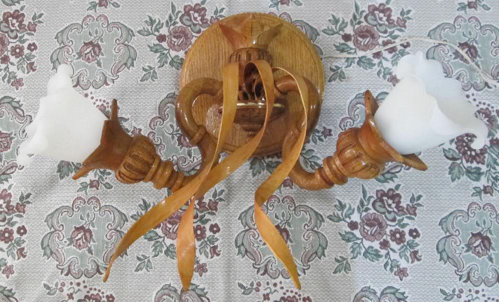 Продам бра из дуба