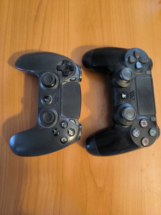 PS 4 Pro 1 TB pełen zestaw.