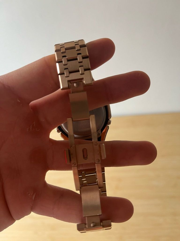 Casioak Ferro G-shock Casio GA-2100-1A1 modifificado 
Incluem I