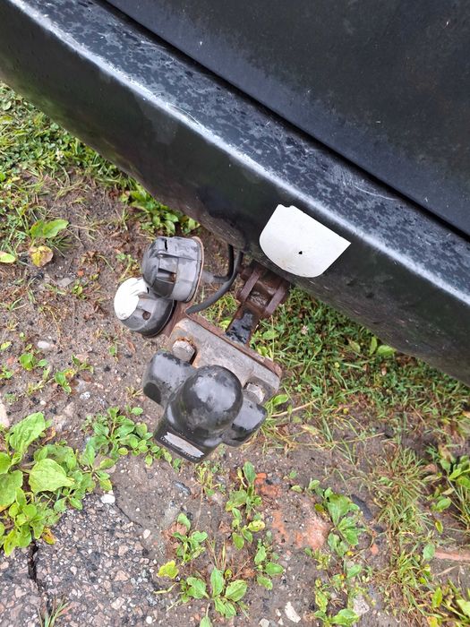 Toyota Rav4 III hak holowniczy wiazka