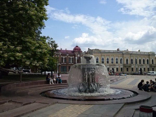 Продам двокімнатну квартиру в центрі Кропивницького (Віктора Чміленка)