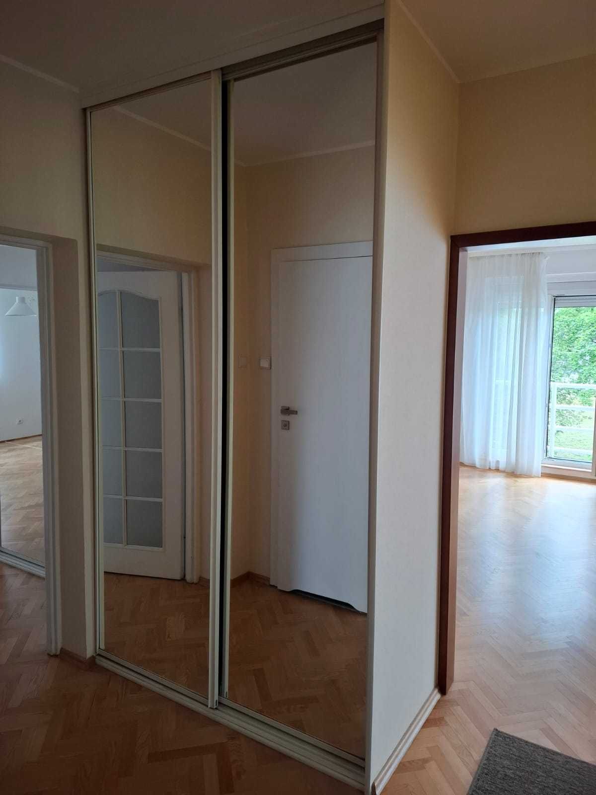 Szafa typu komandor