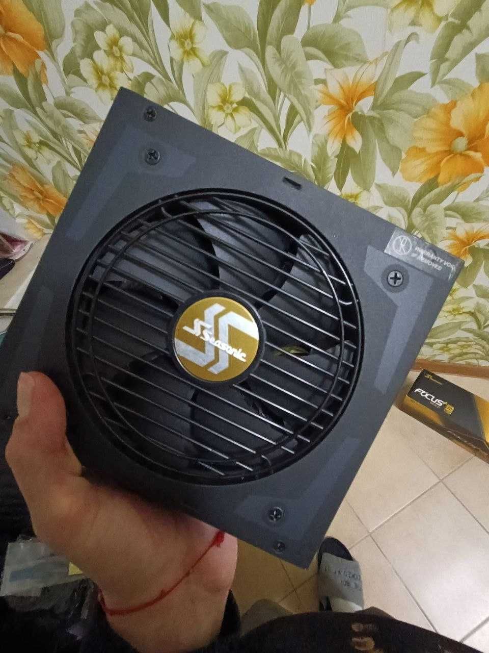 Блок живлення Seasonic SEASONIC Focus Plus SSR-850FX 850W