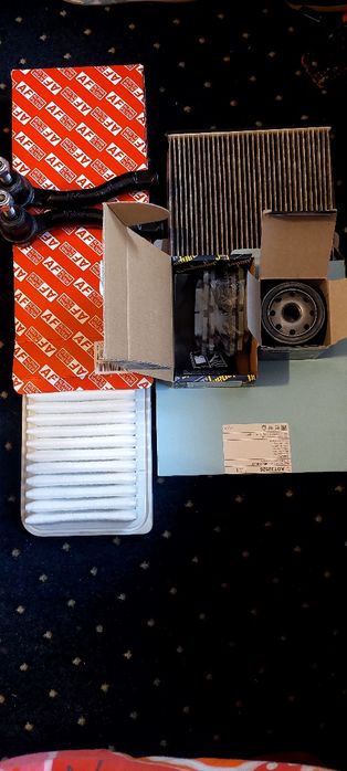 Комплект фільтрів  на Toyota Corolla 120