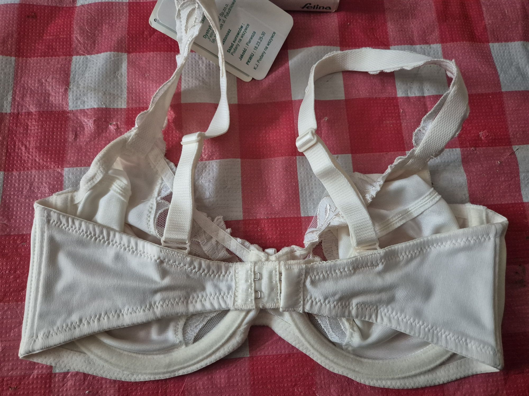 Kremowy stanik Felina 70D nowy z metką