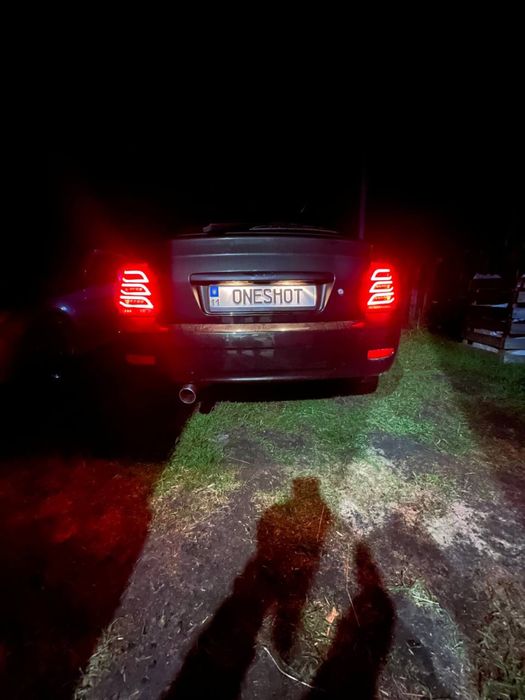 Продам Пріору 4.2.1