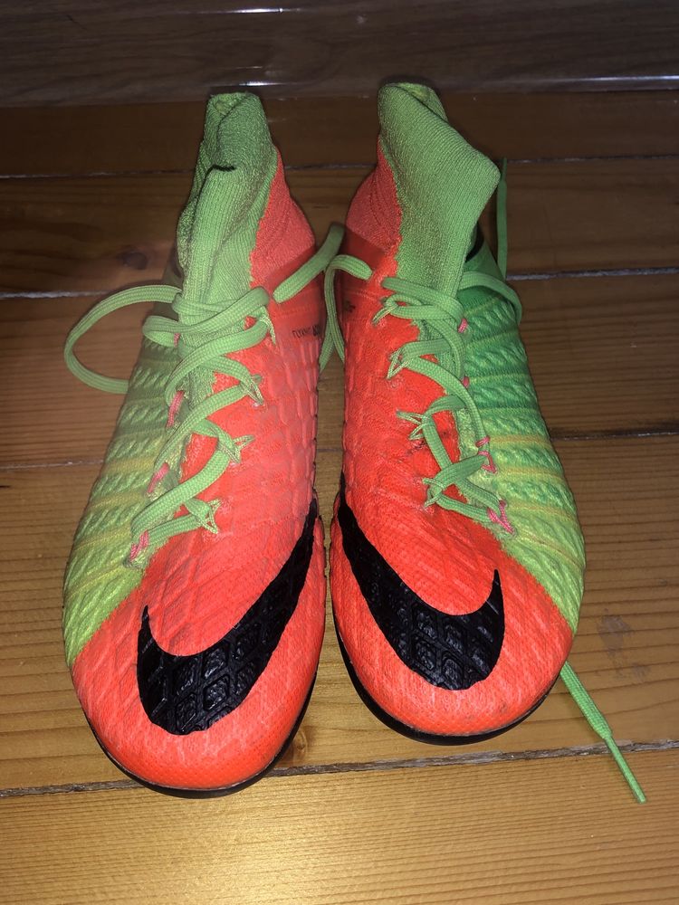 Копачки NIKE Hypervenom розмір-36