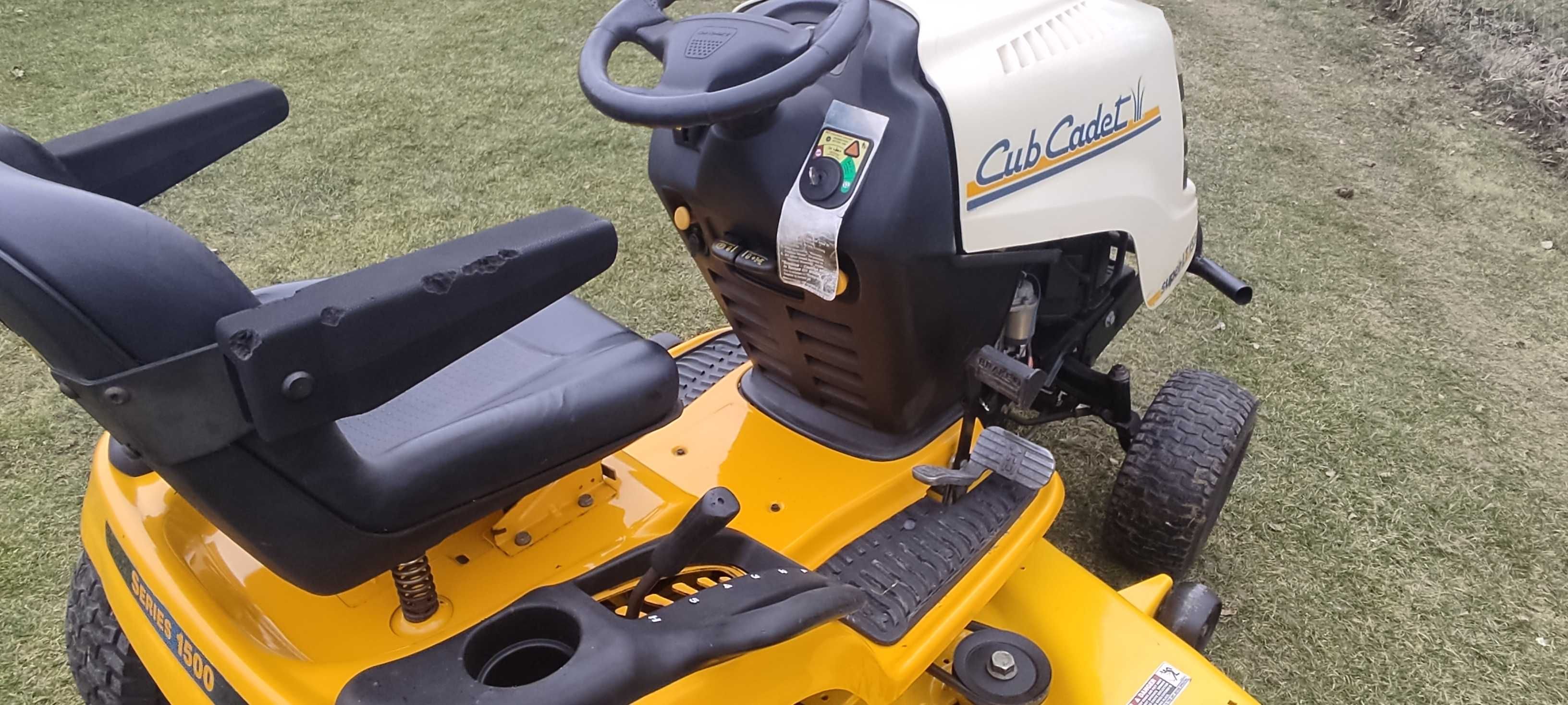 Traktorek kosiarka CUB CADET 27HP V-Twin Kohler Husqvarna John Deere